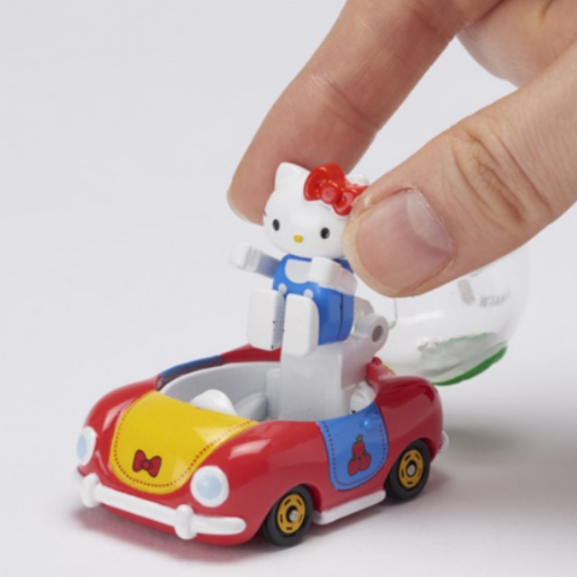 tomica hello kitty car