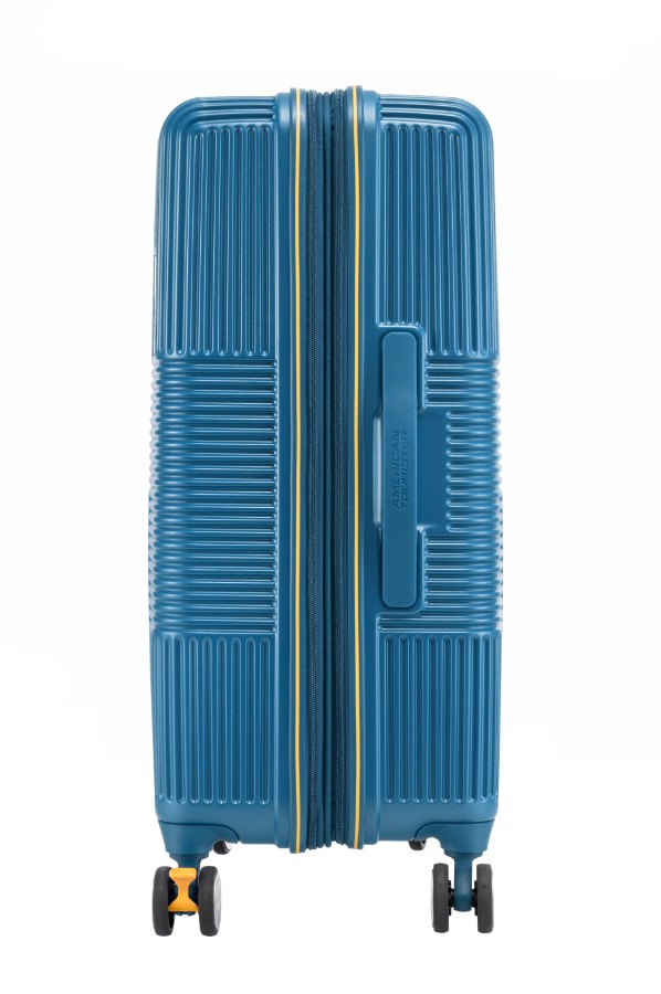 american tourister velton spinner