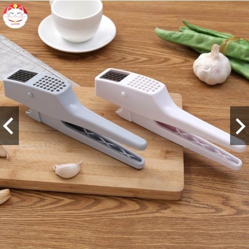 Garlic Press Slicer 2 in 1 - Aluminium Garlic Ginger Mincer and Slicer -  with Slicing and Grinding - Kitchen Cooking Tools