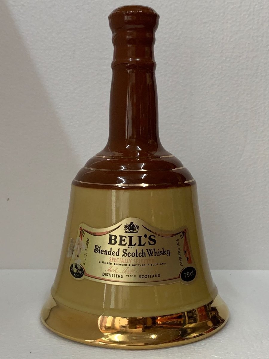 BELL'S | 80年代蘇格蘭瓷瓶威士忌43度750ml （隨機發貨）（無盒