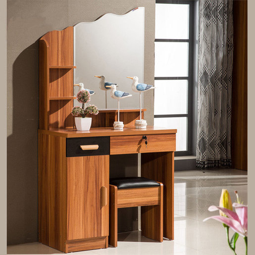 dressing cupboard with mirror