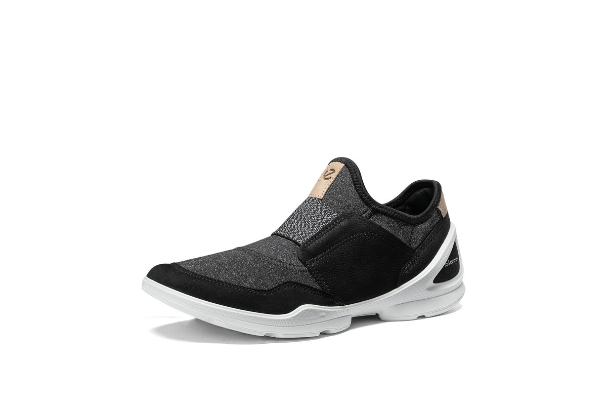 ecco mens biom street sneaker