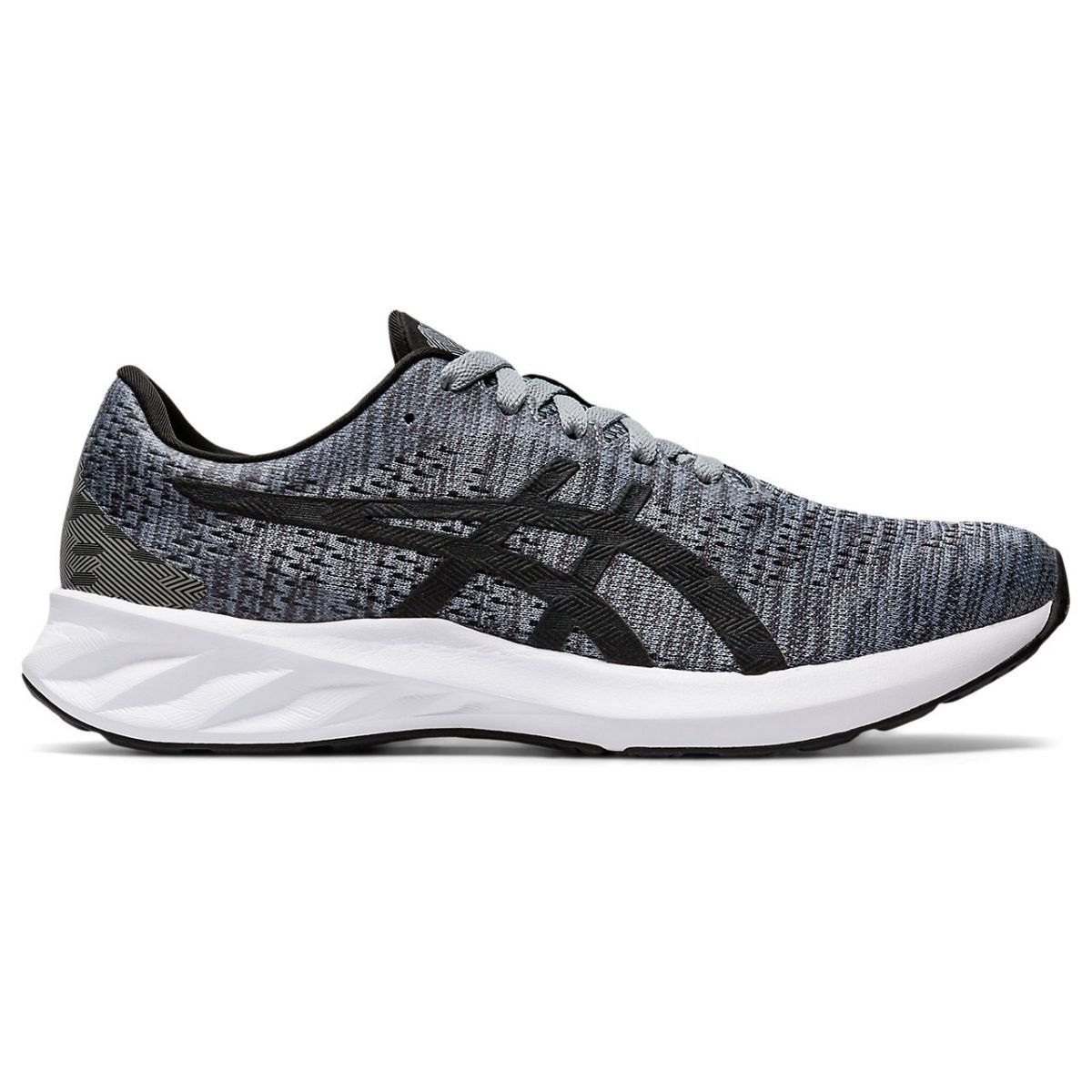 sports shoes