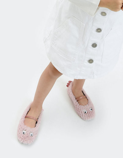 light pink flats