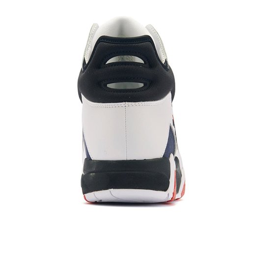 i sport shoes