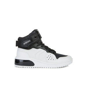 foot locker female shoes