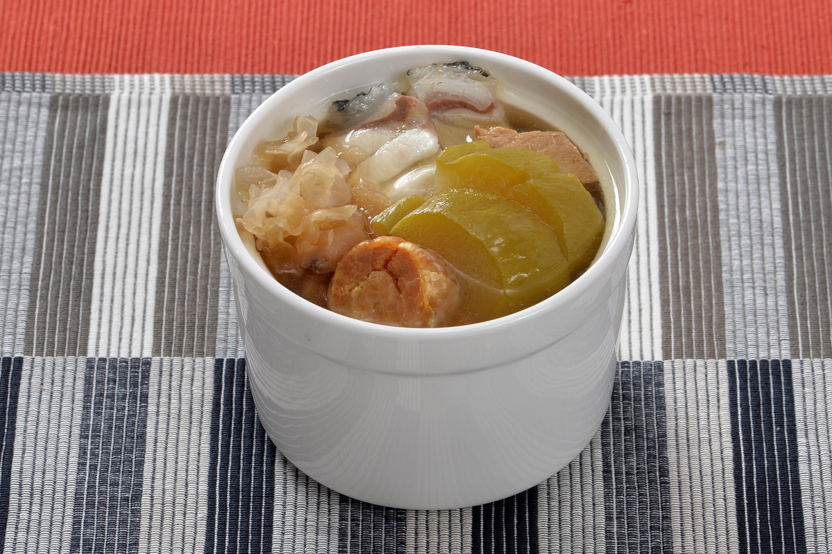 合掌瓜雪耳龍躉燉湯(急凍)