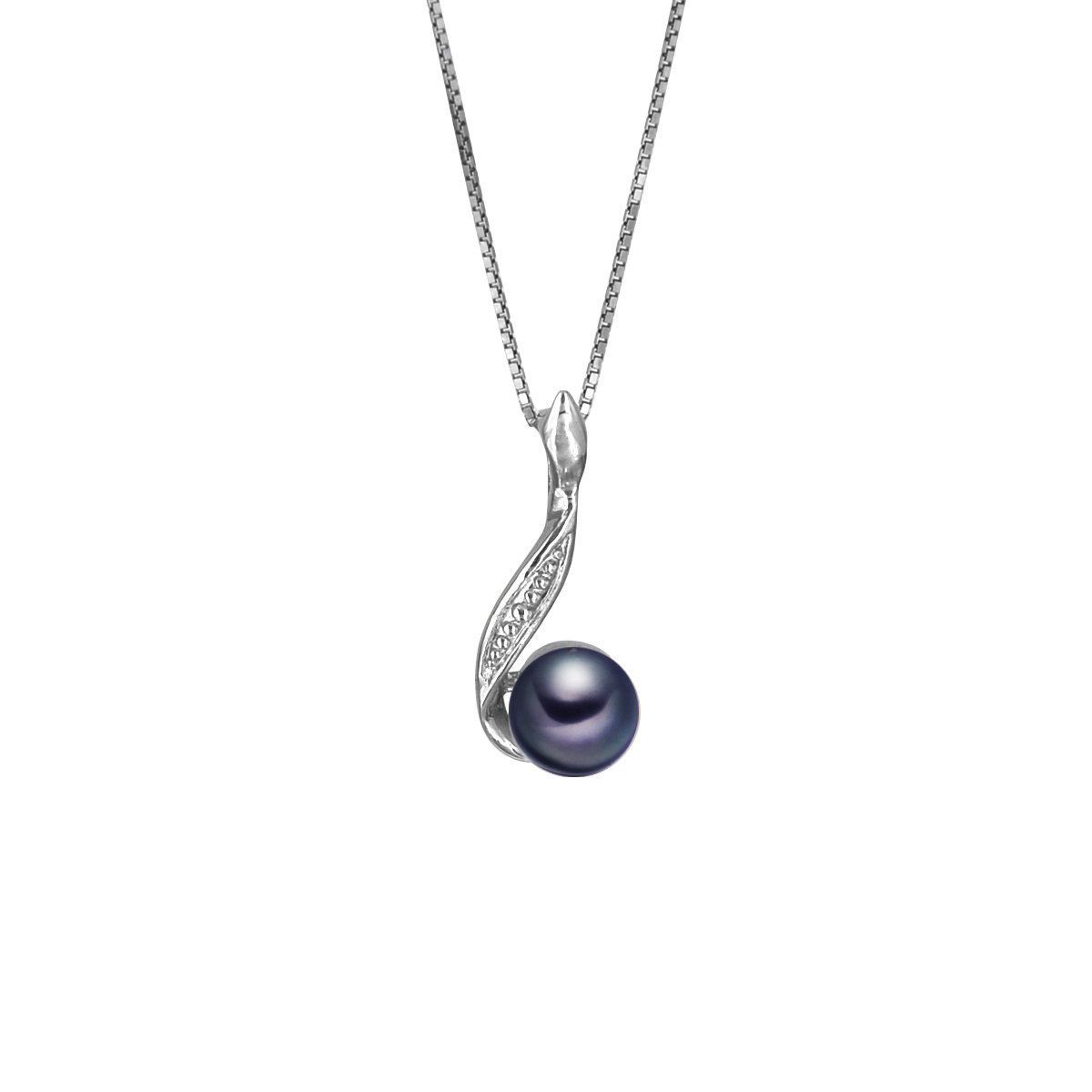 Moon Cultured fresh water pearl silver pendant